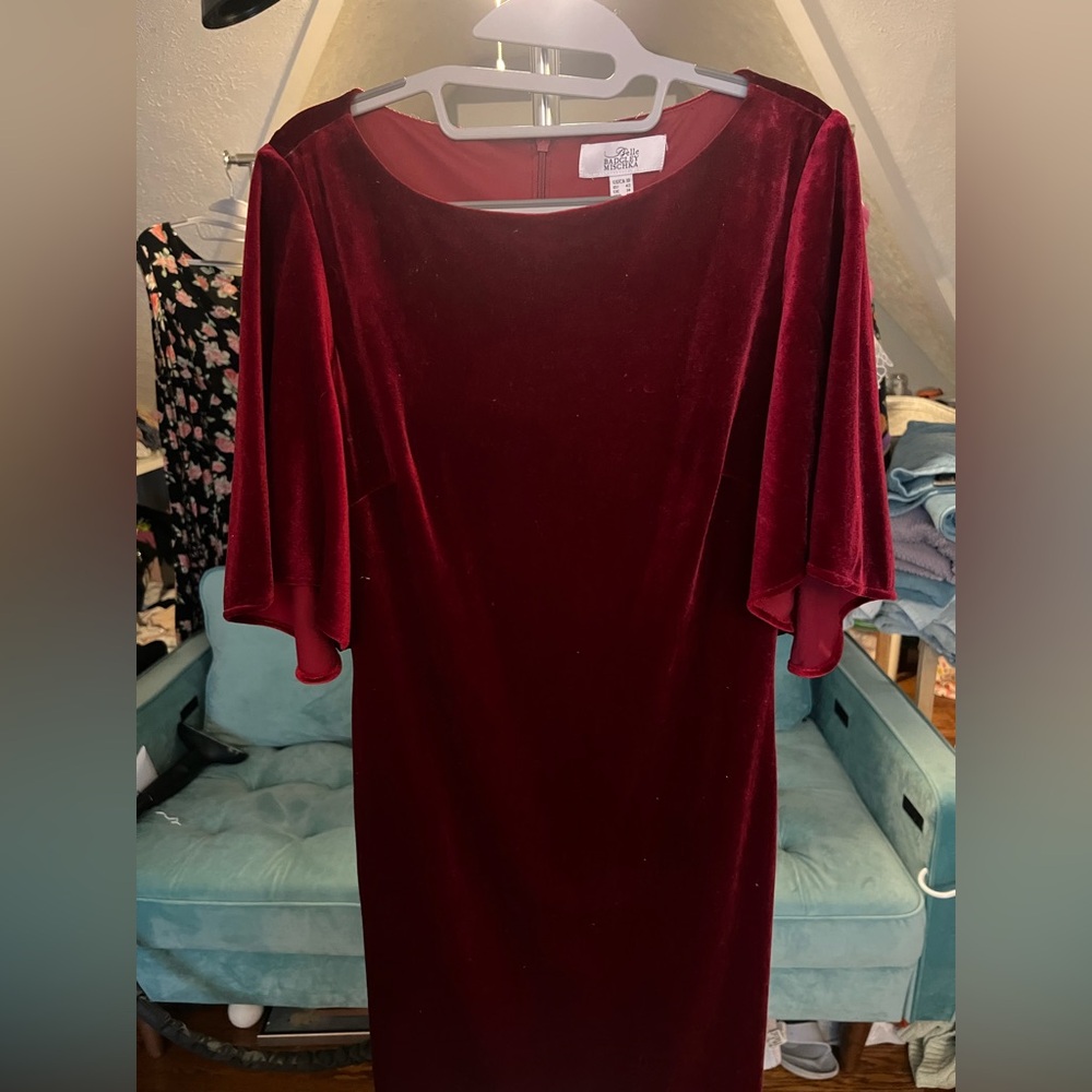 Velvet long sleeve midi dress